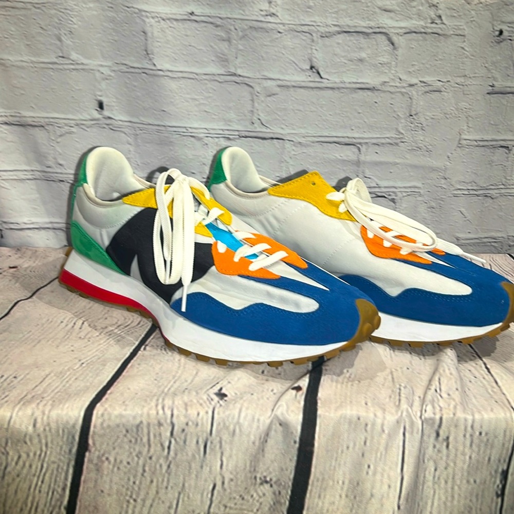 Men’s New Balance 327 multi color sneaker 🌈👟- EUC
